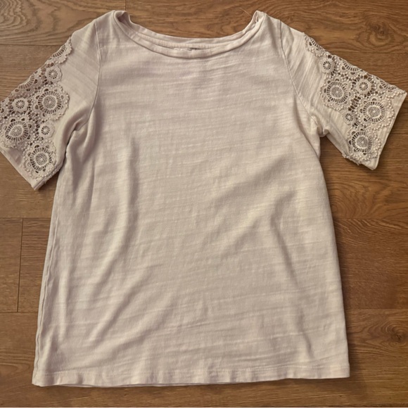 LOFT Cream Knit Top - Picture 1 of 6